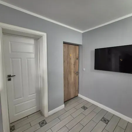 Carol Penthouse -outside Jacuzzi And Barbeque- 10 Min To The Christmas Market